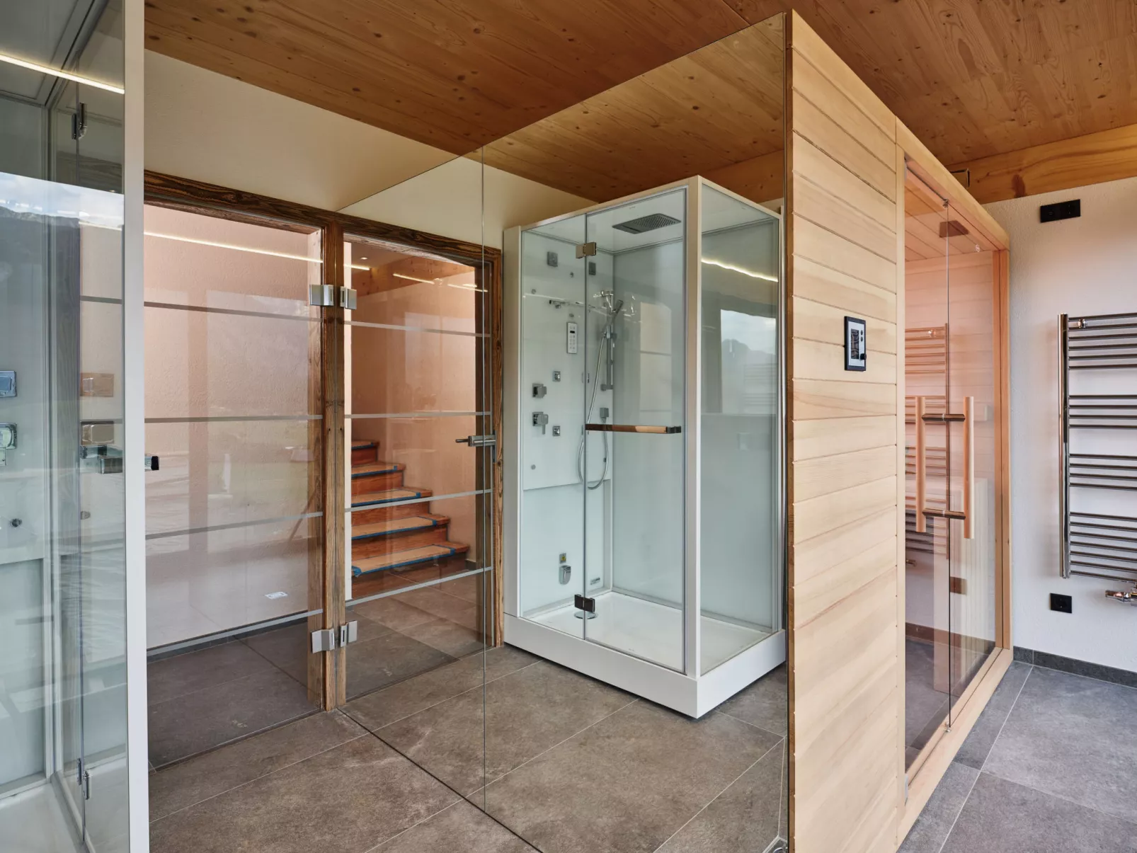 Premium mit 4 Schlafzimmern,Sauna&Pool-Binnen