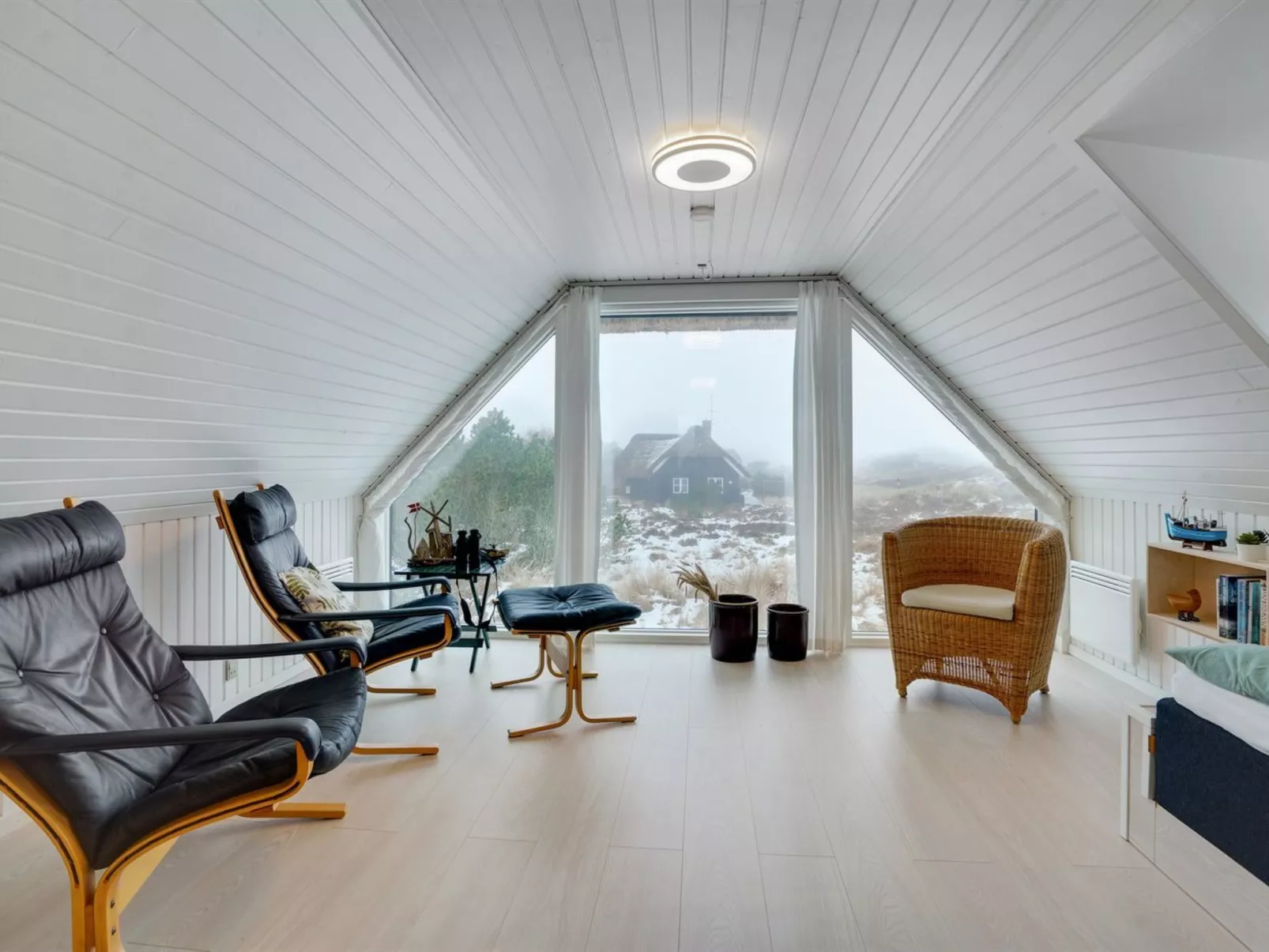 "Reiko" - 1.5km from the sea-Binnen