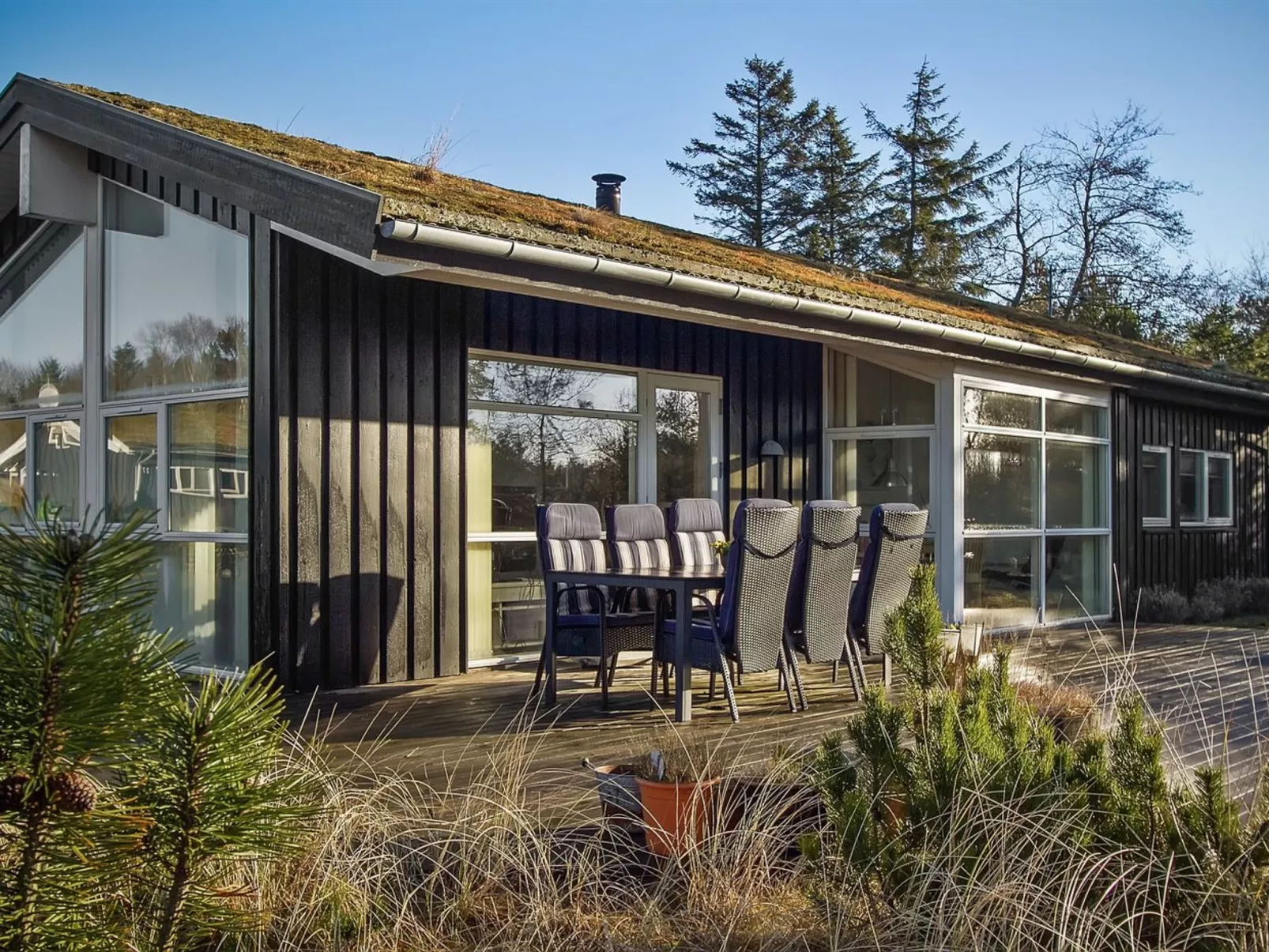 "Edger" - 2.3km from the sea-Buiten