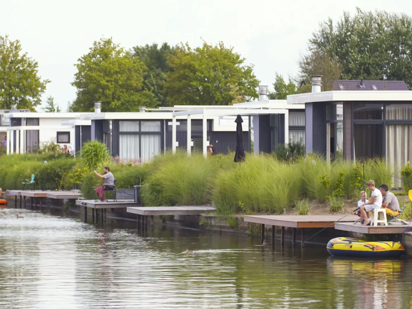 Pavilion Waterfront 4-Buiten