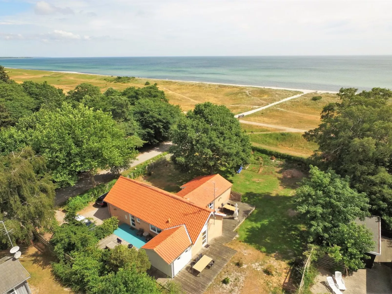 "Marjukka" - 10m from the sea-Buiten