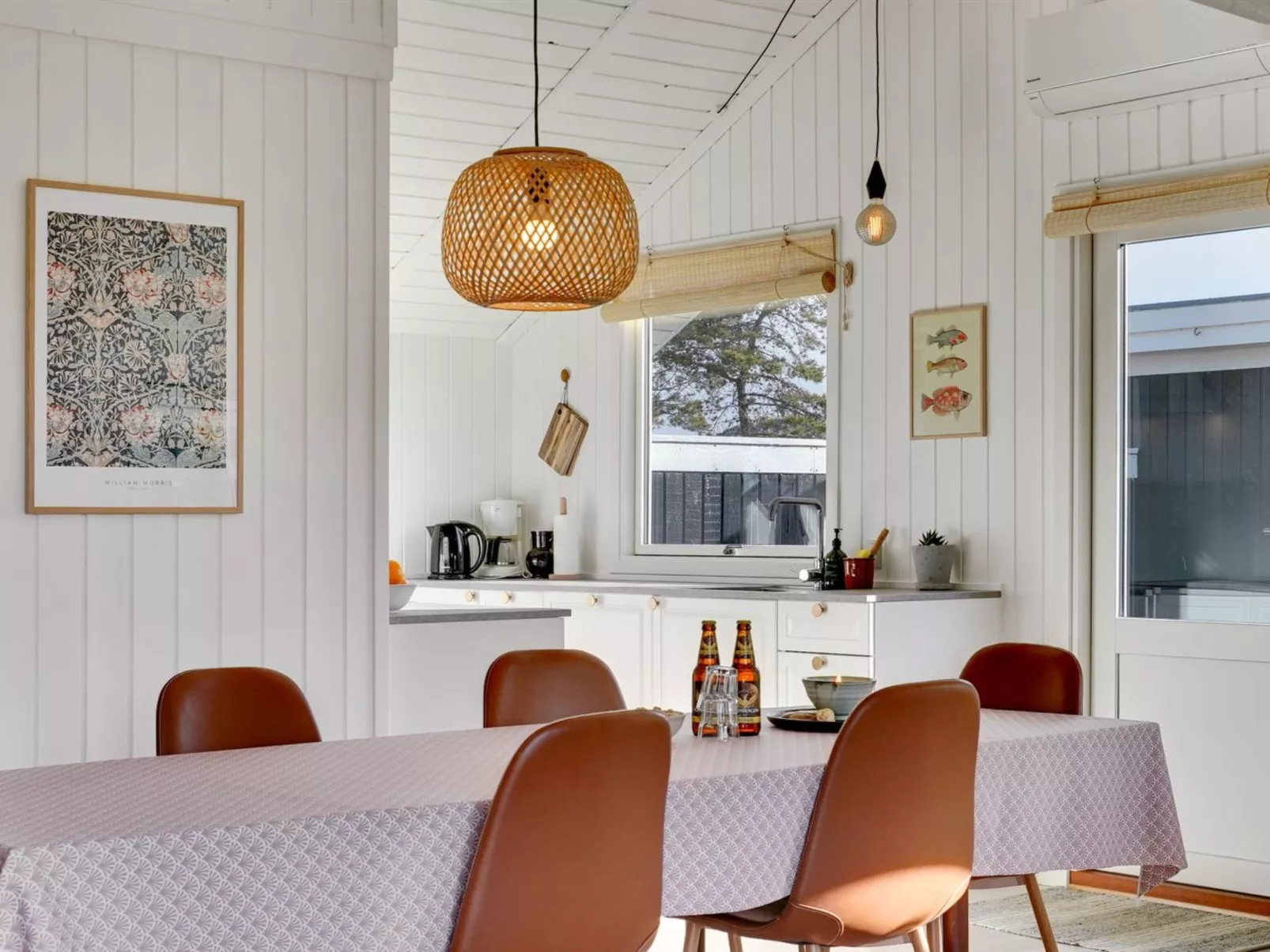 "Ilsi" - 1.5km from the sea-Binnen