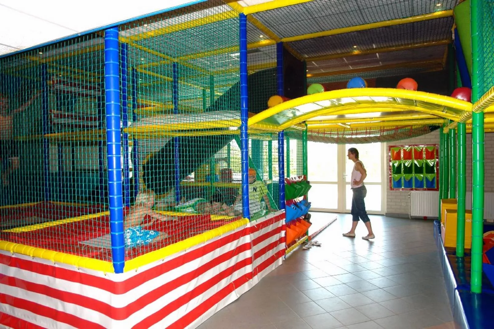 Hackfort 6-Parkfaciliteiten