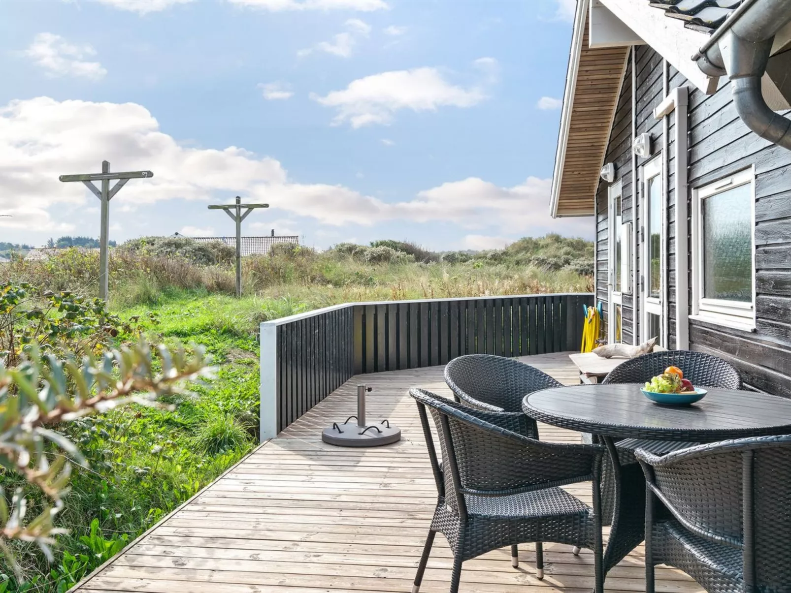 "Breide" - 250m from the sea-Buiten