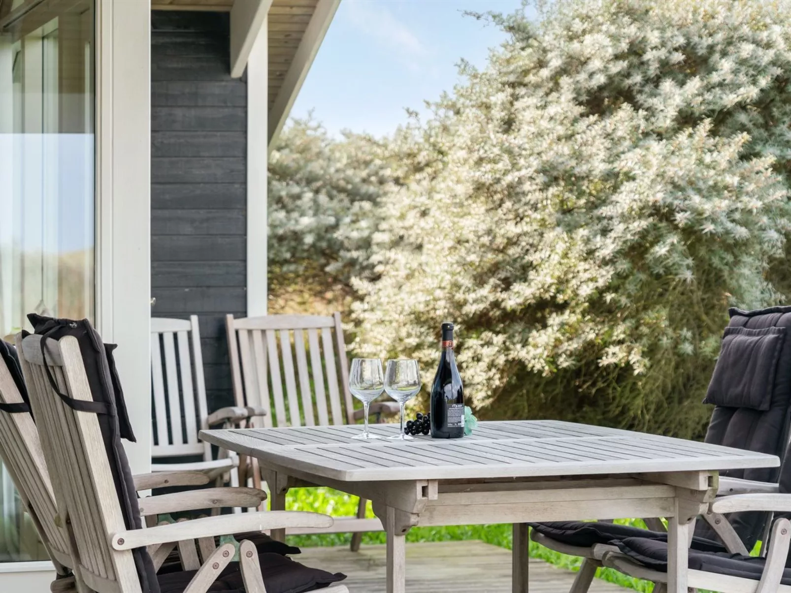"Breide" - 250m from the sea-Buiten
