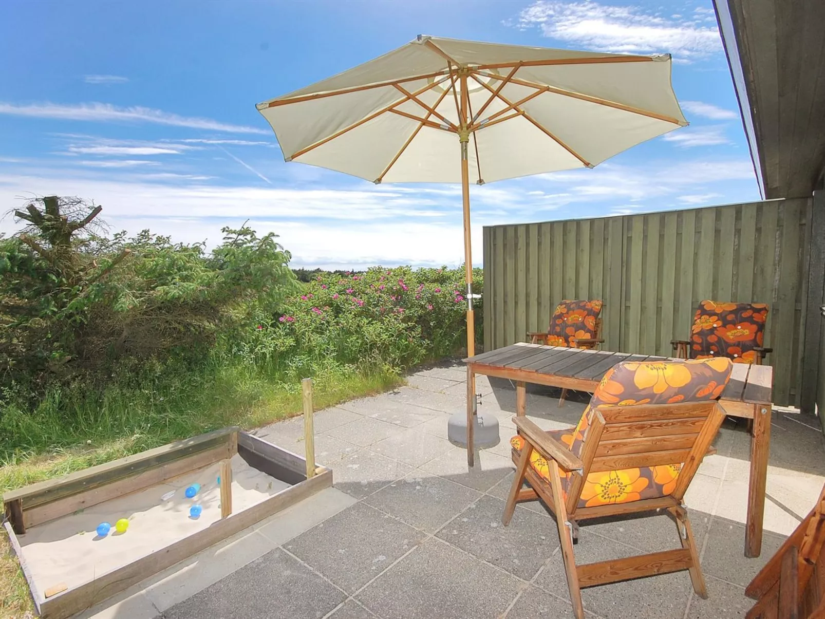 "Ehawee" - 350m from the sea-Buiten