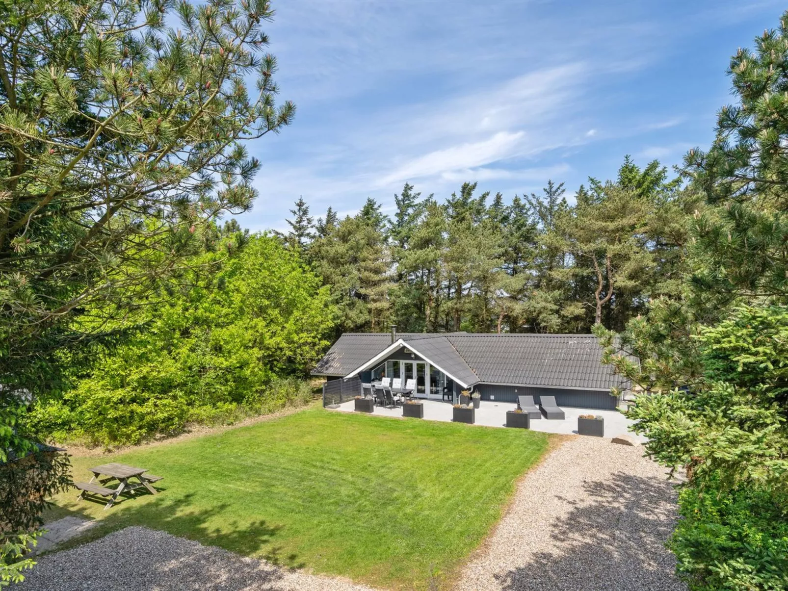 "Hjalmara" - 900m from the sea-Buiten