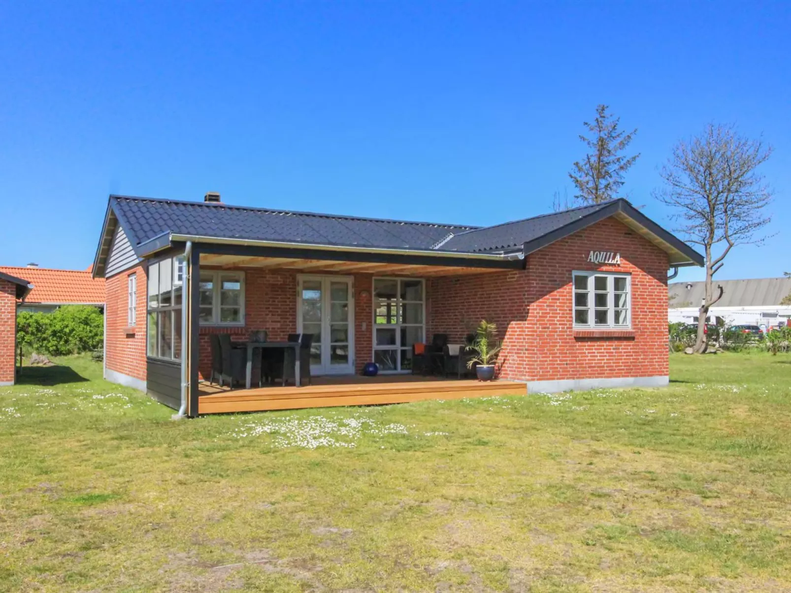 "Agni" - 800m from the sea-Buiten