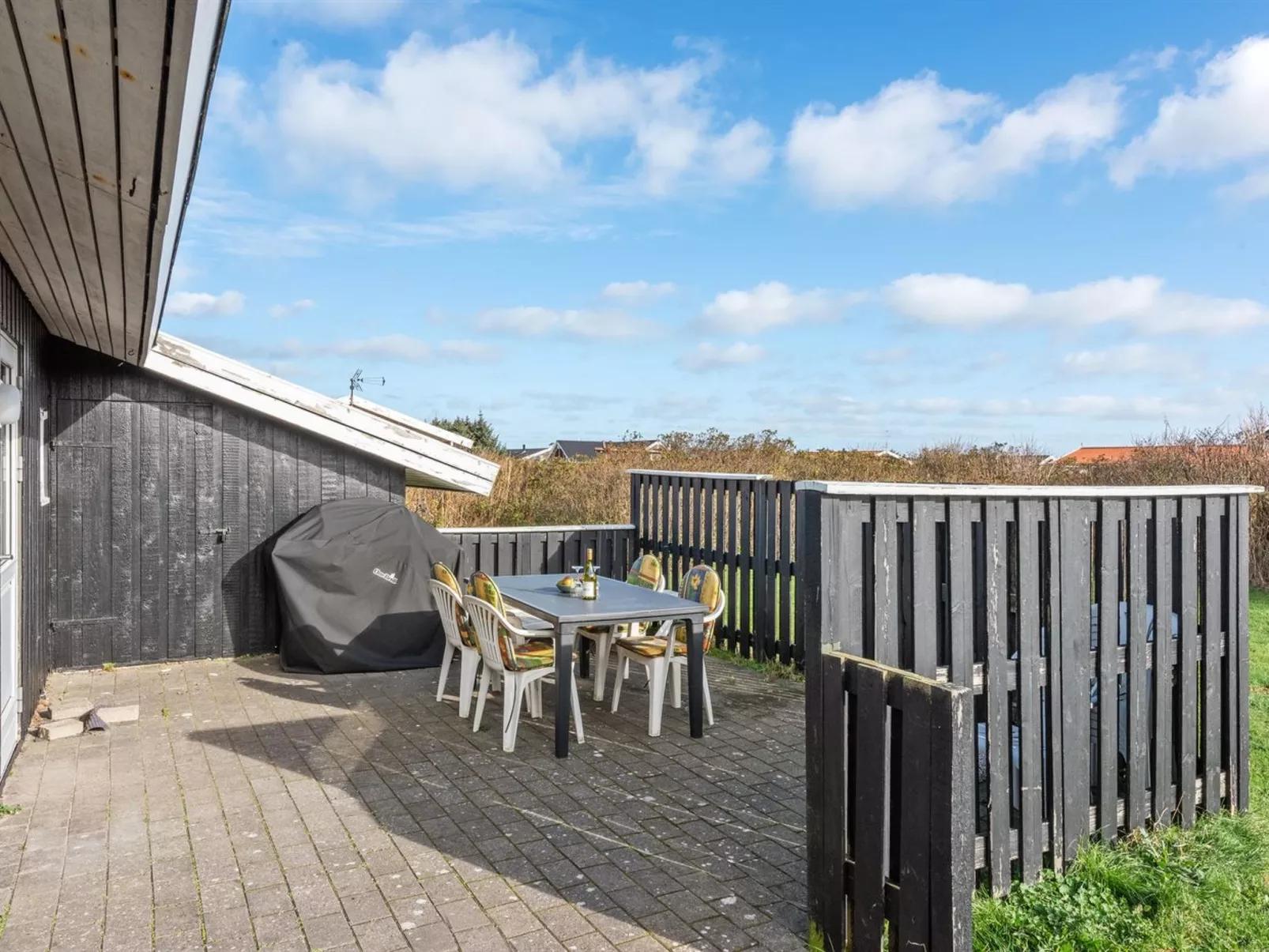 "Bettine" - 500m from the sea-Buiten