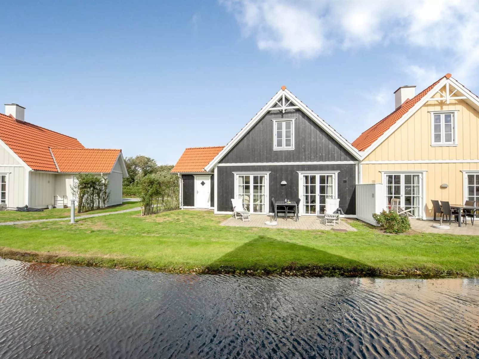 "Folkmar" - 800m from the sea-Buiten