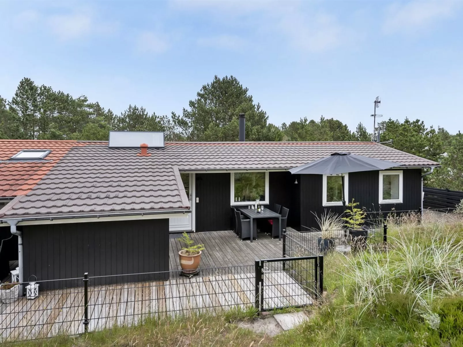 "Emeline" - 1.7km from the sea-Buiten