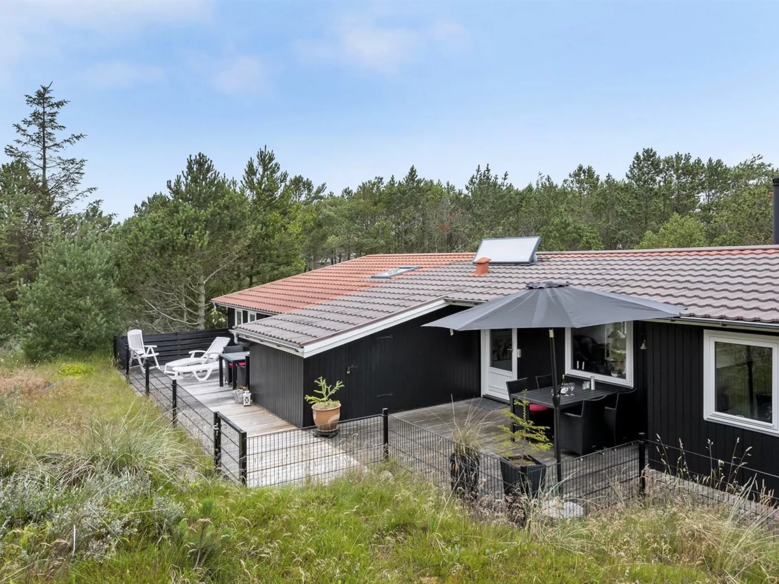 "Emeline" - 1.7km from the sea-Buiten