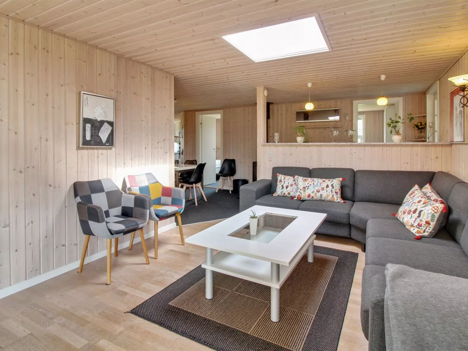 "Aaro" - 1.5km from the sea-Binnen