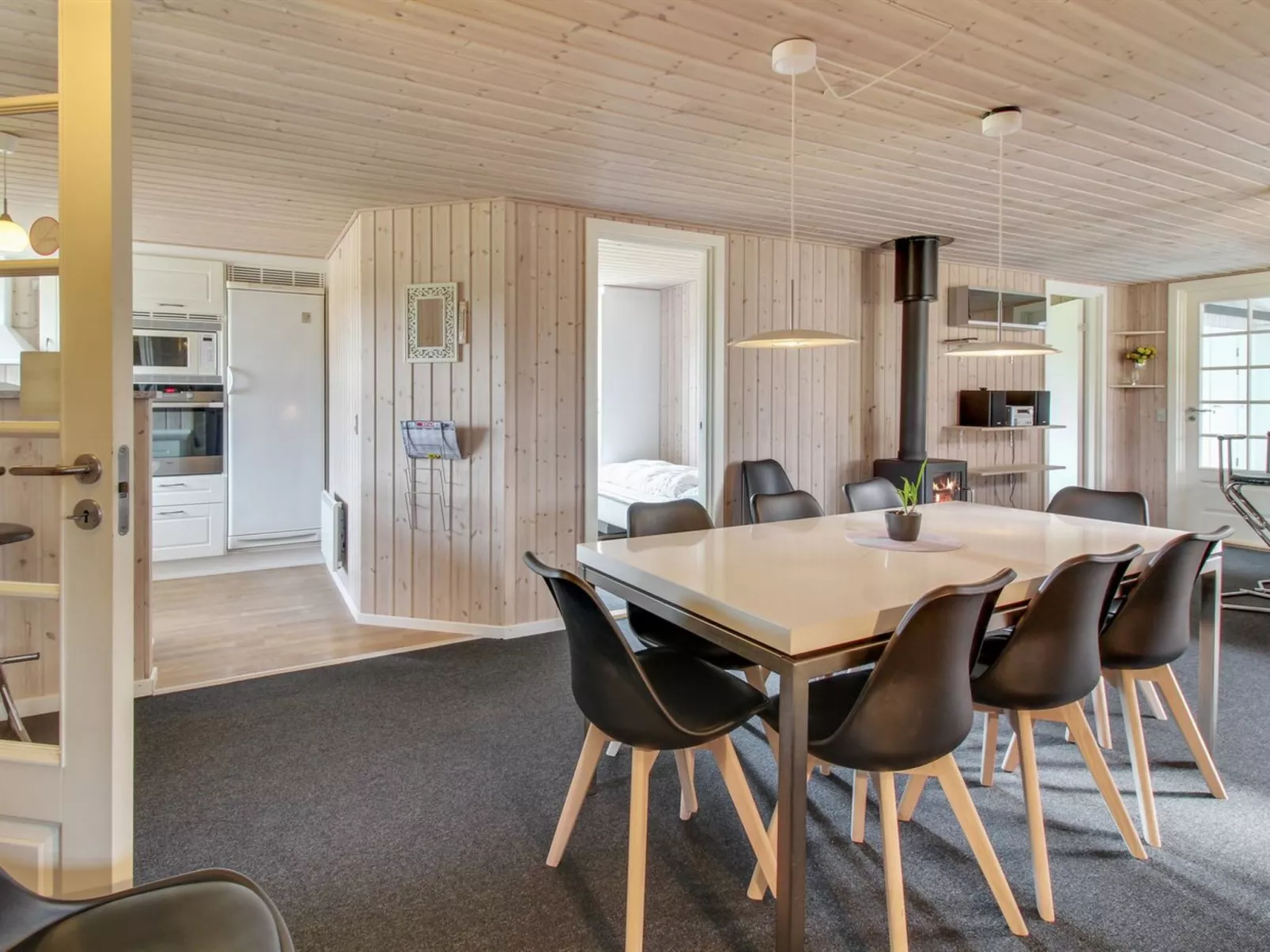 "Aaro" - 1.5km from the sea-Binnen