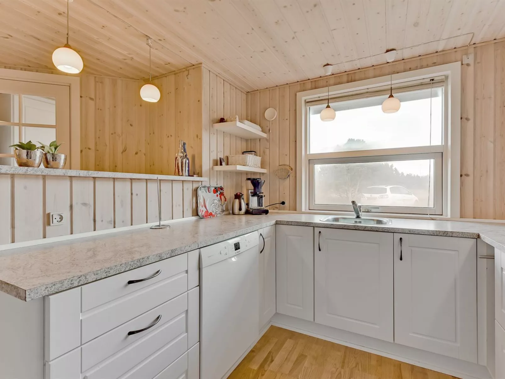 "Aaro" - 1.5km from the sea-Binnen