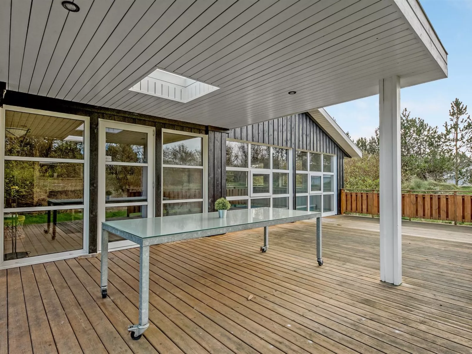 "Aaro" - 1.5km from the sea-Buiten