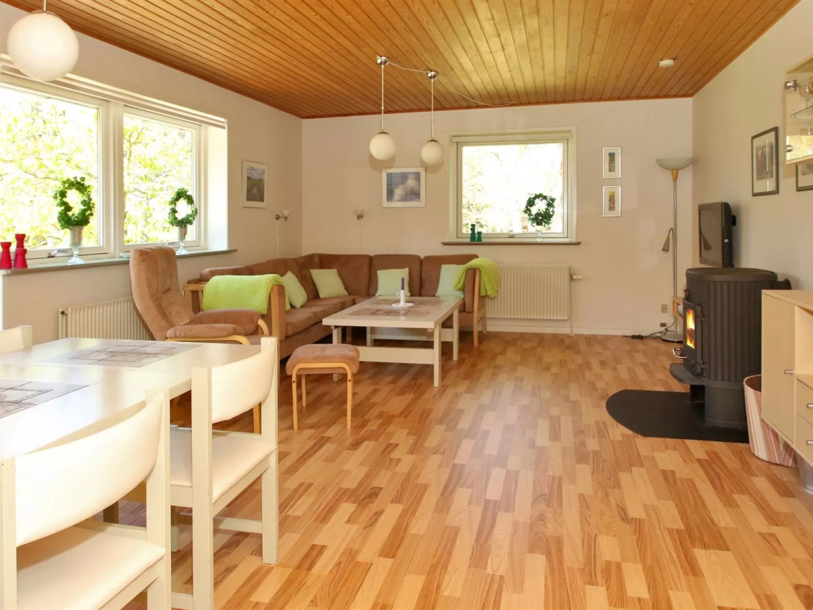 "Ognen" - 1.5km from the sea-Binnen