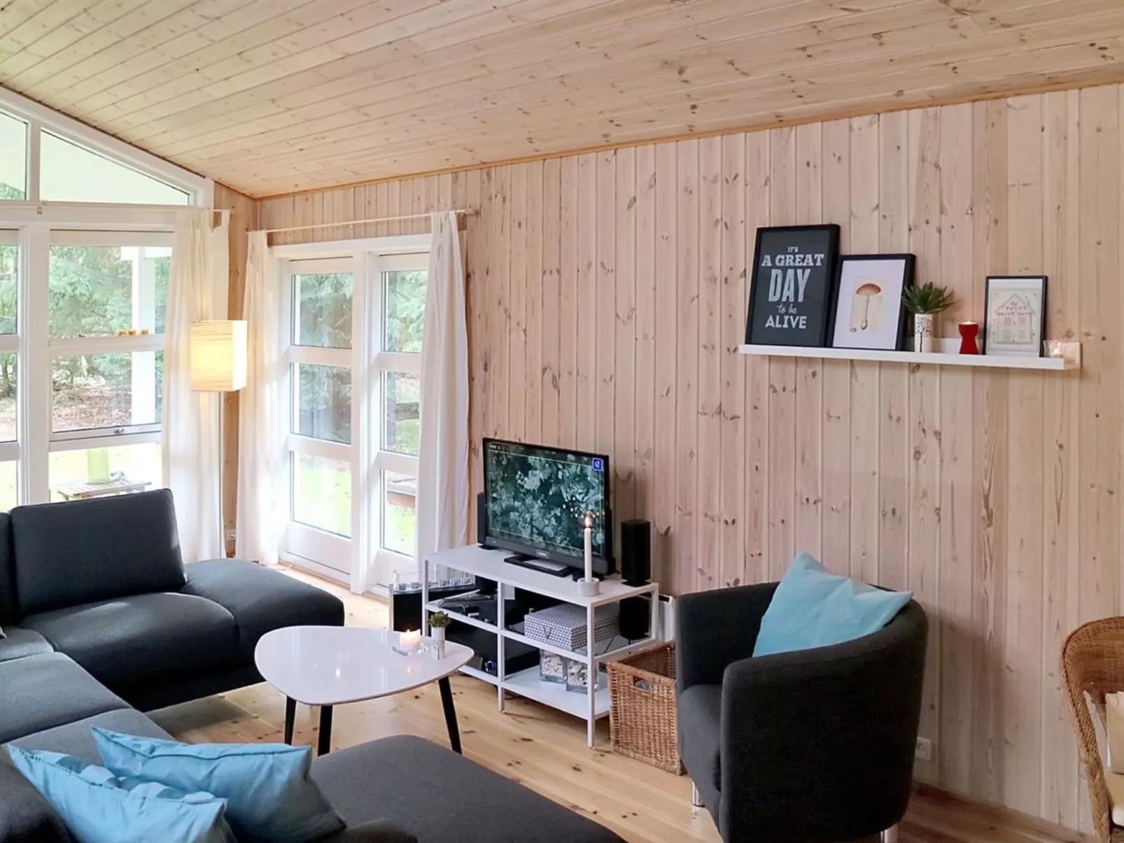 "Hennes" - 470m from the sea in Lolland, Falster and Mon-Binnen