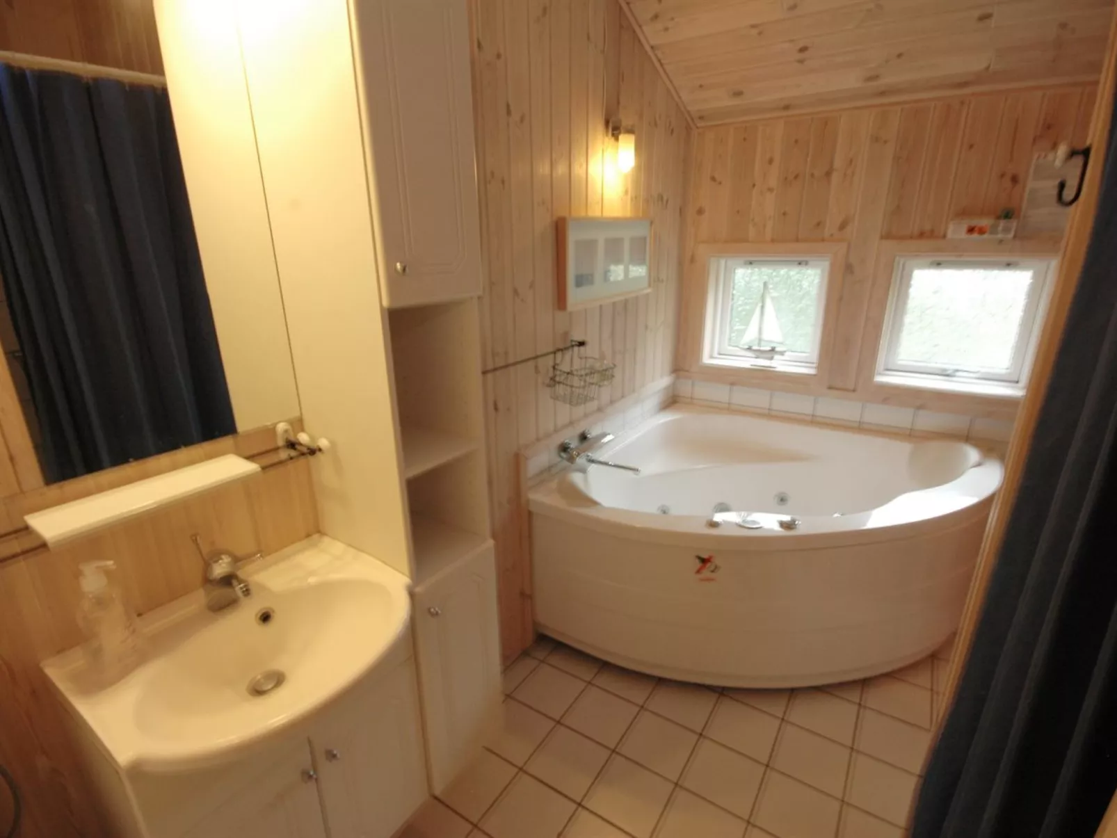"Hennes" - 470m from the sea in Lolland, Falster and Mon-Binnen