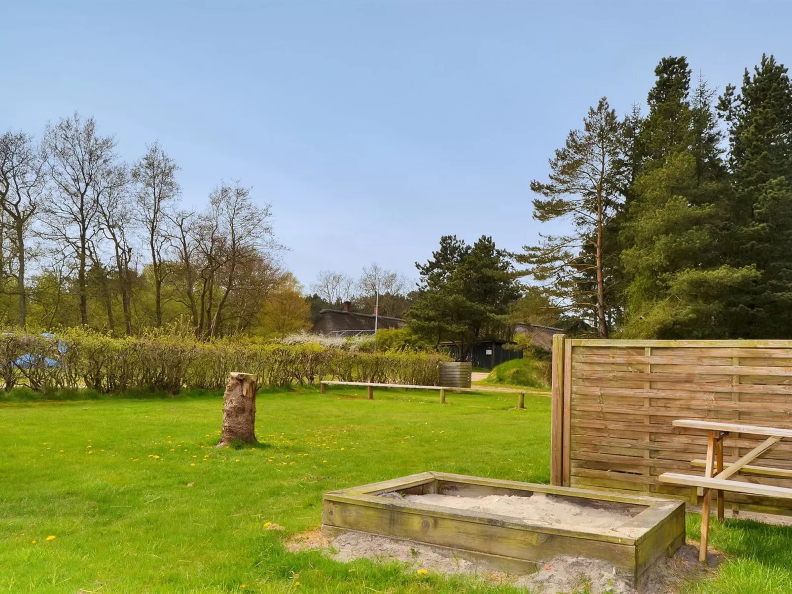 "Naili" - 3.1km from the sea-Buiten
