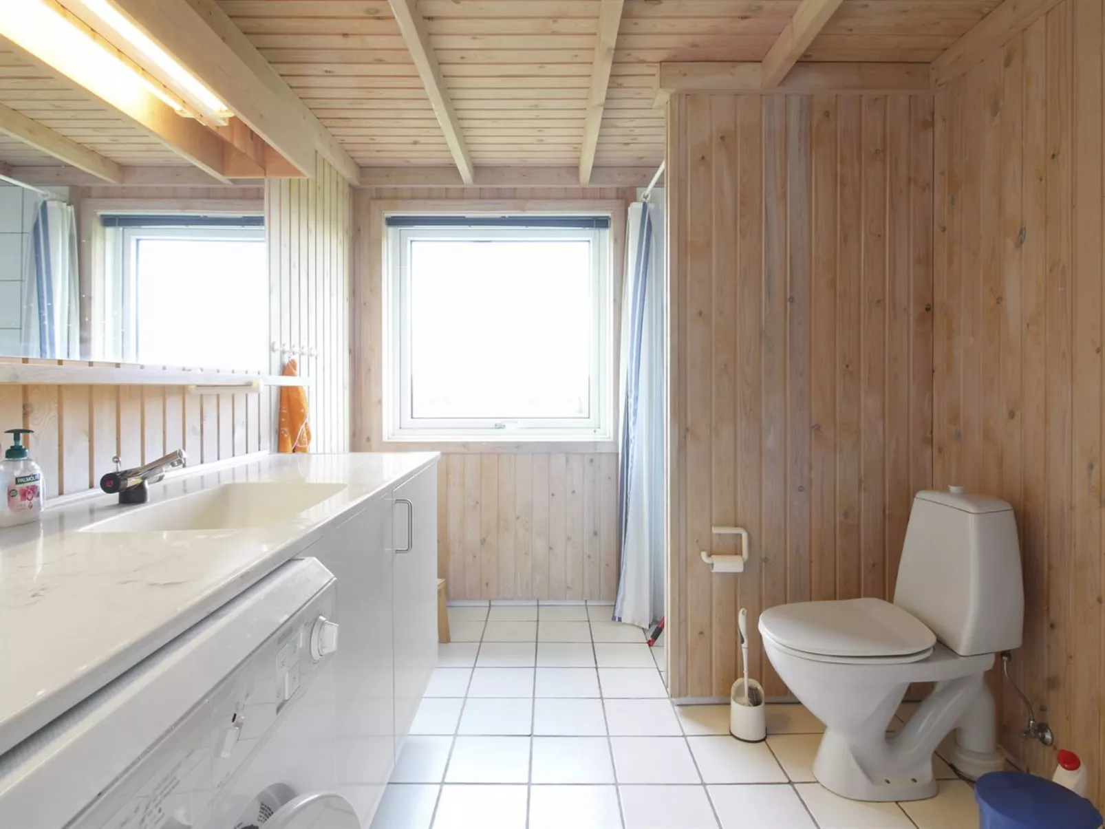 "Eggertsine" - 300m from the sea-Binnen