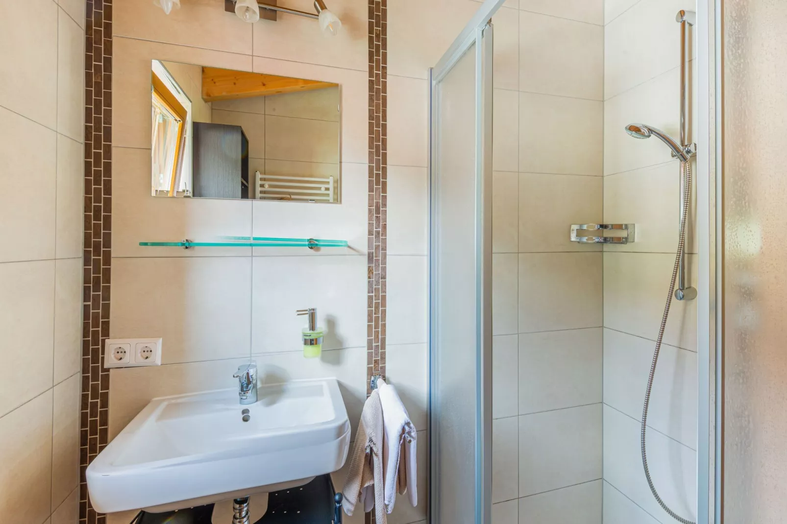Appartement Edelweiss-Badkamer