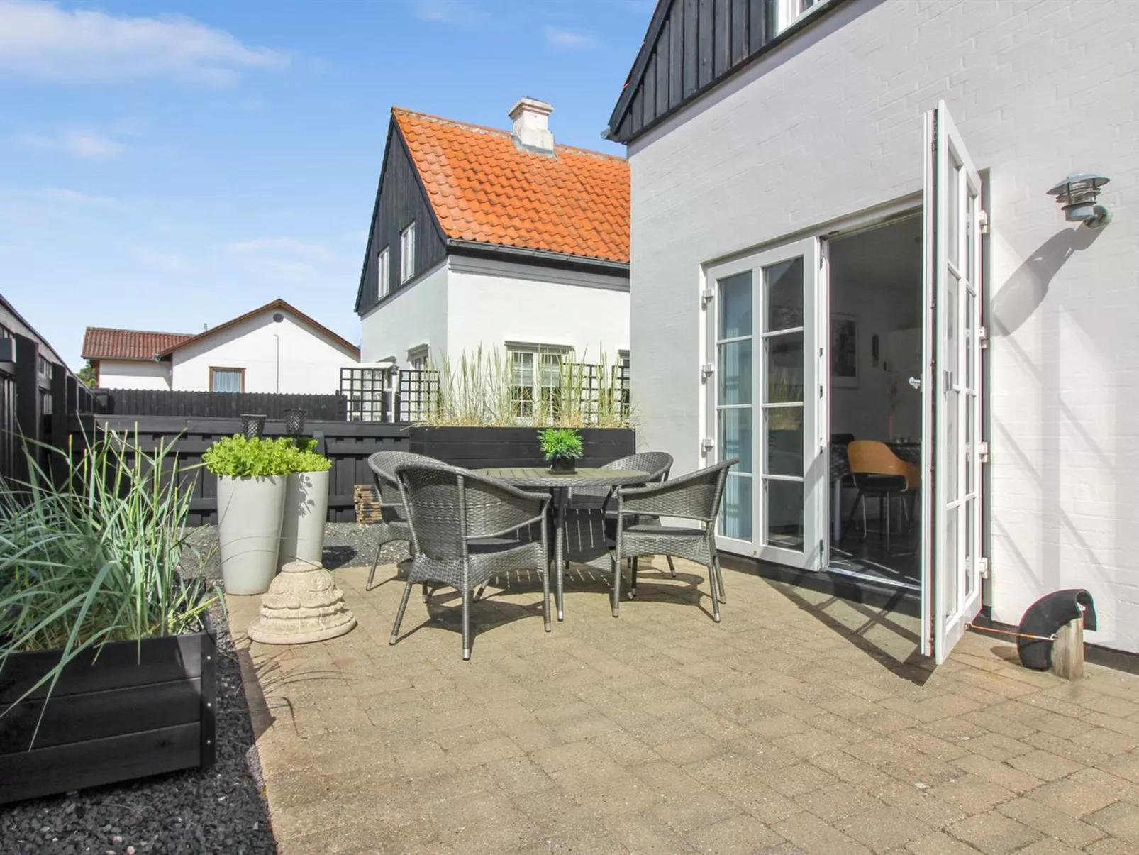 "Nisse" - 500m from the sea-Binnen