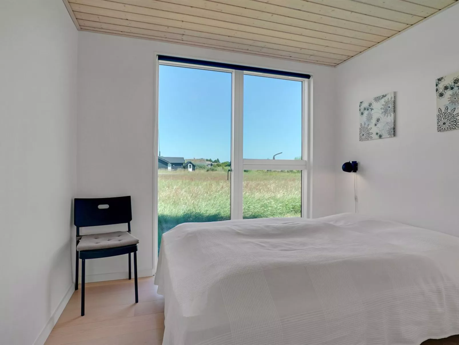 "Yaim" - 800m from the sea-Binnen