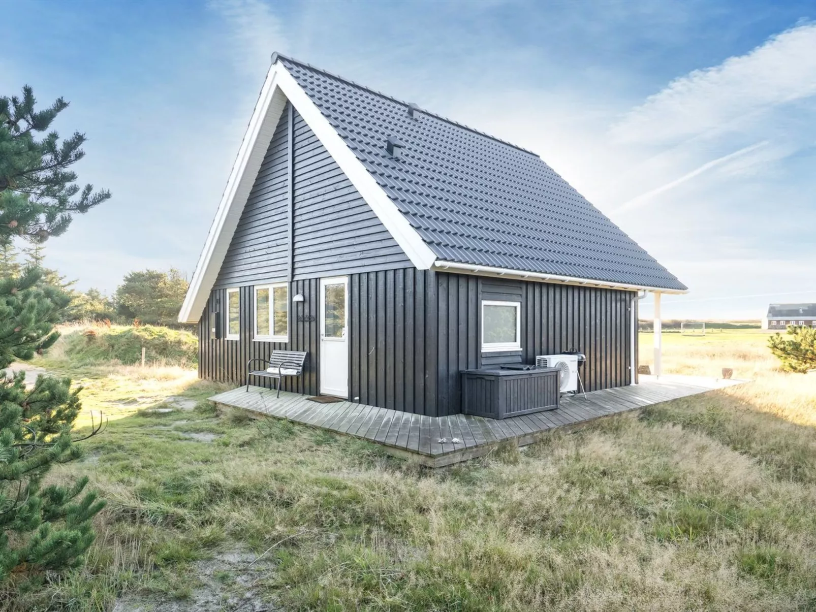 "Tinemarie" - 200m from the sea-Buiten