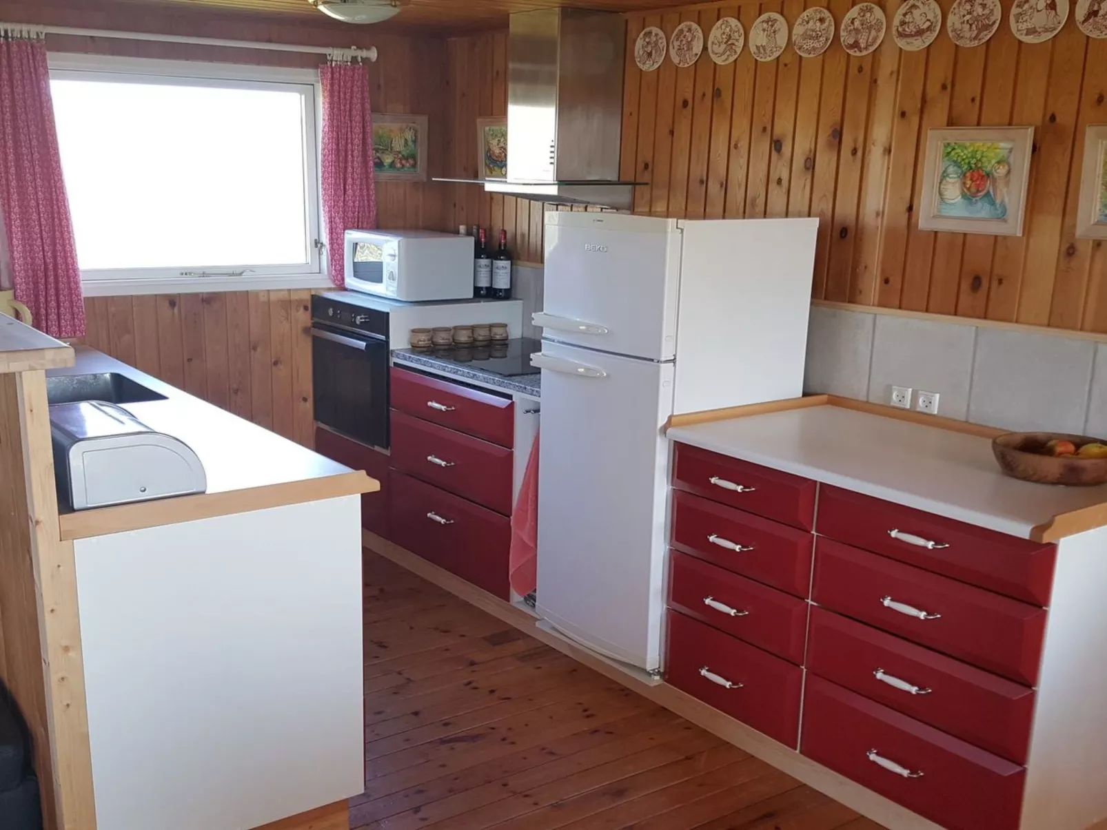 "Cathalin" - 100m from the sea-Binnen
