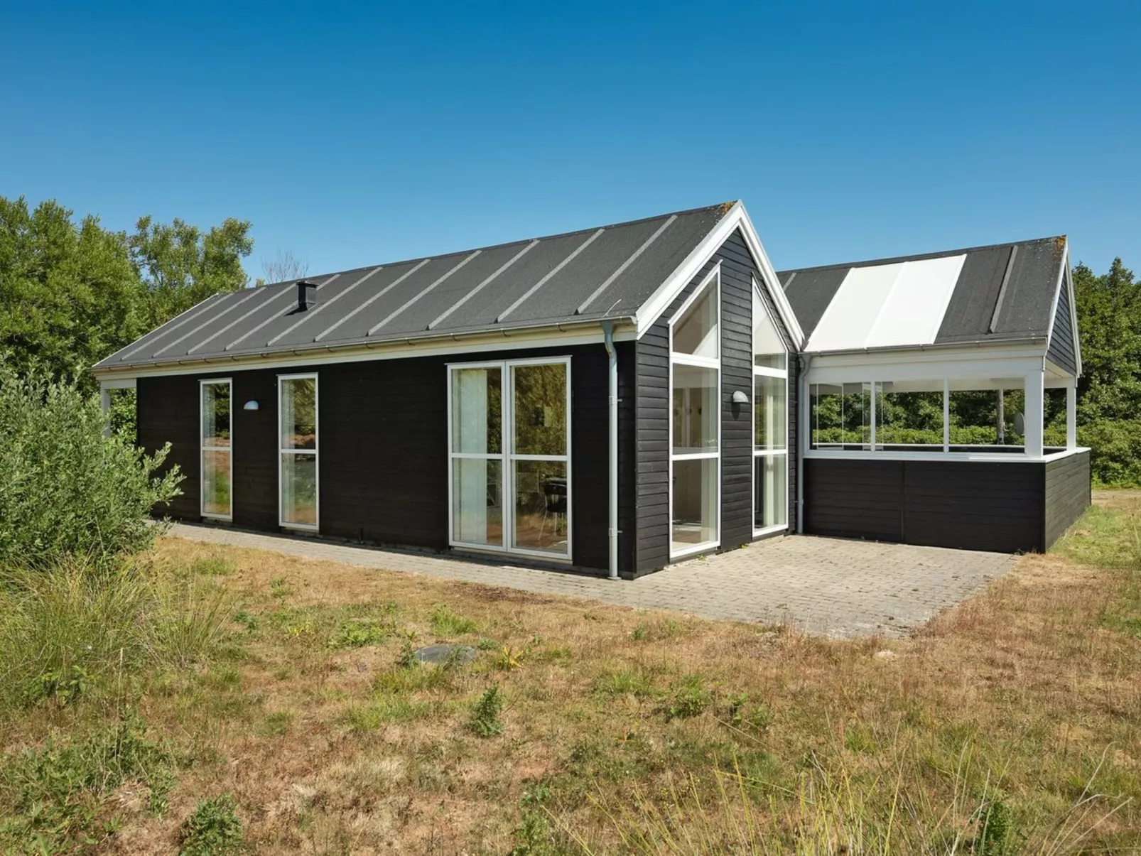 "Erich" - 1.8km from the sea-Buiten