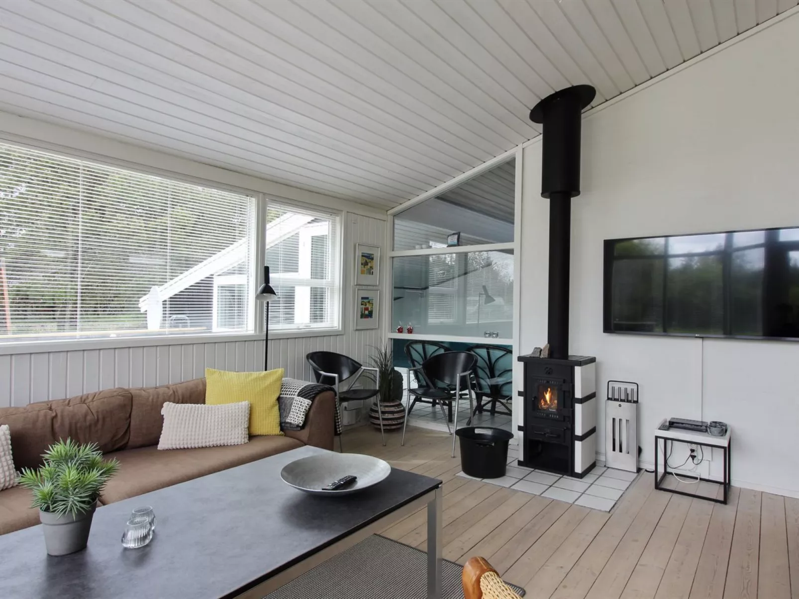 "Halwarth" - 250m from the sea-Binnen
