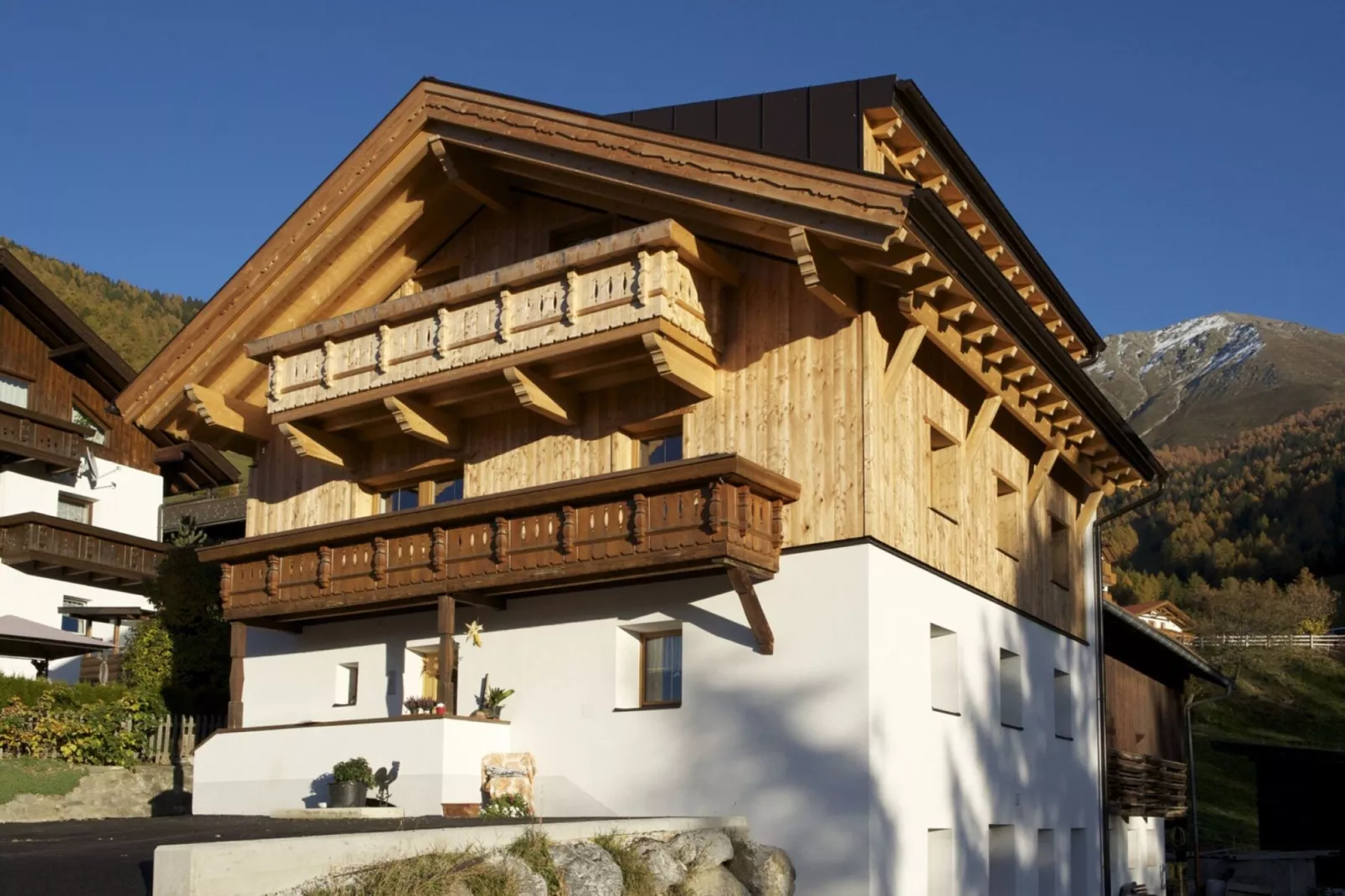 Appartement Almrose-Buitenkant zomer