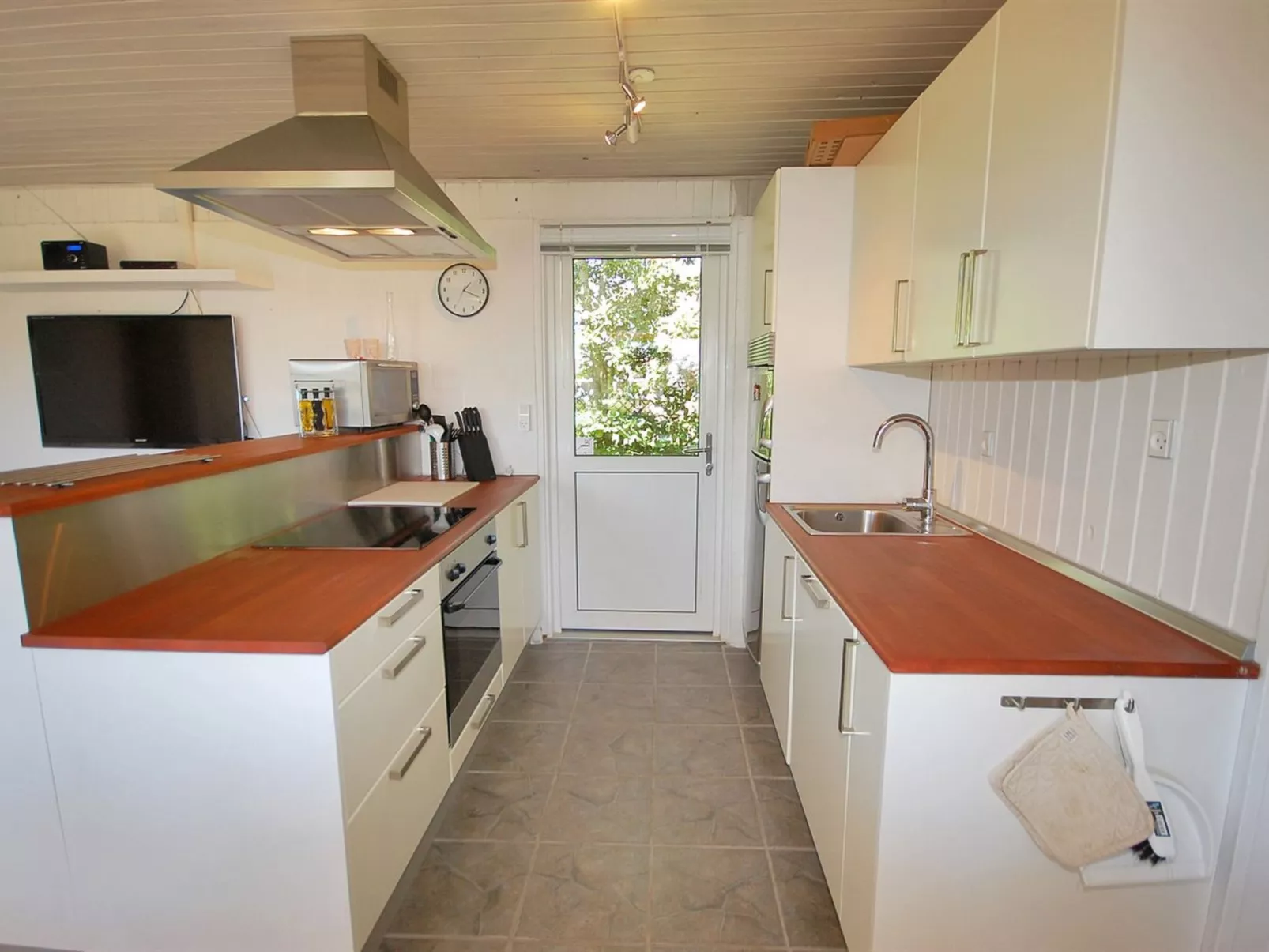 "Gerwin" - 3km from the sea-Binnen