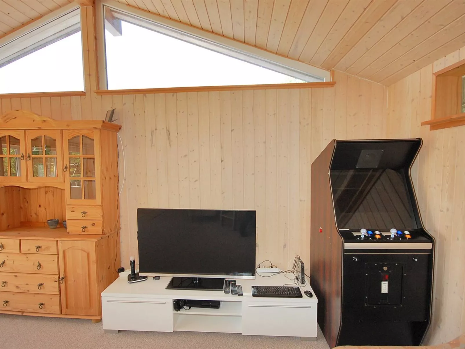 "Gerwin" - 3km from the sea-Binnen