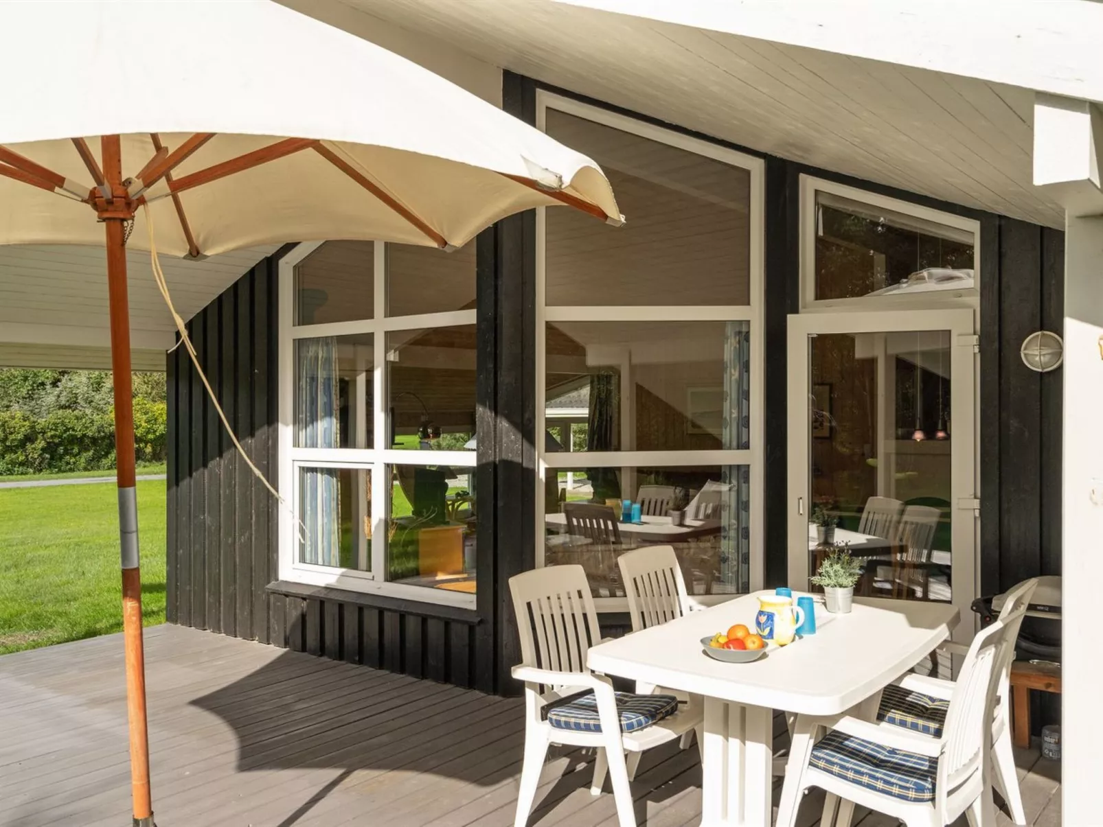 "Vilmar" - 1.2km from the sea-Binnen