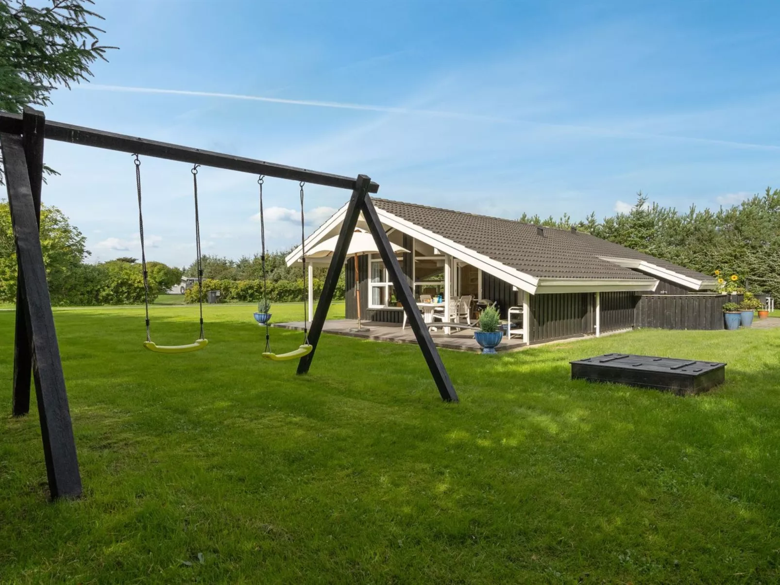 "Vilmar" - 1.2km from the sea-Buiten