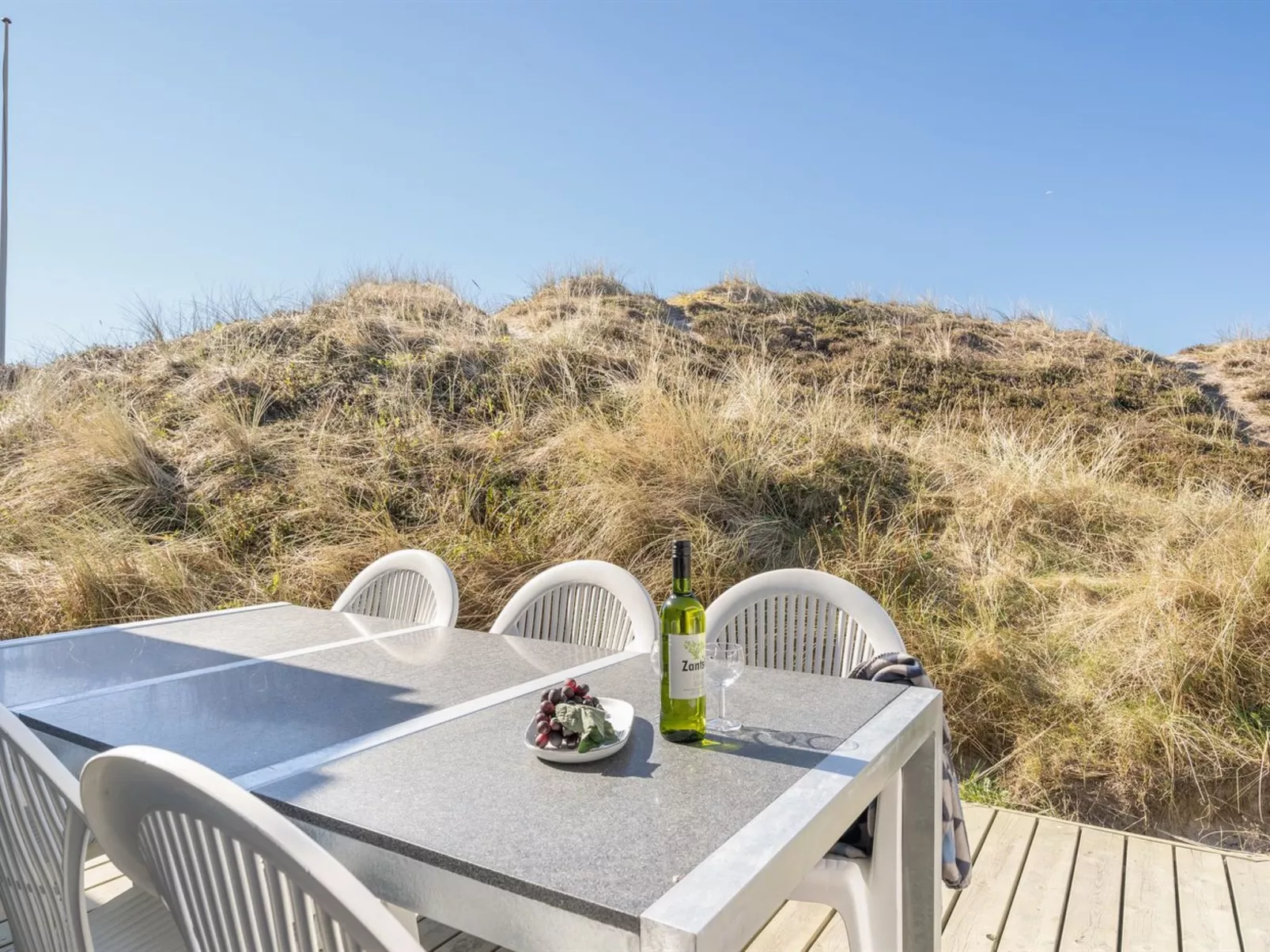 "Wighman" -  from the sea-Buiten