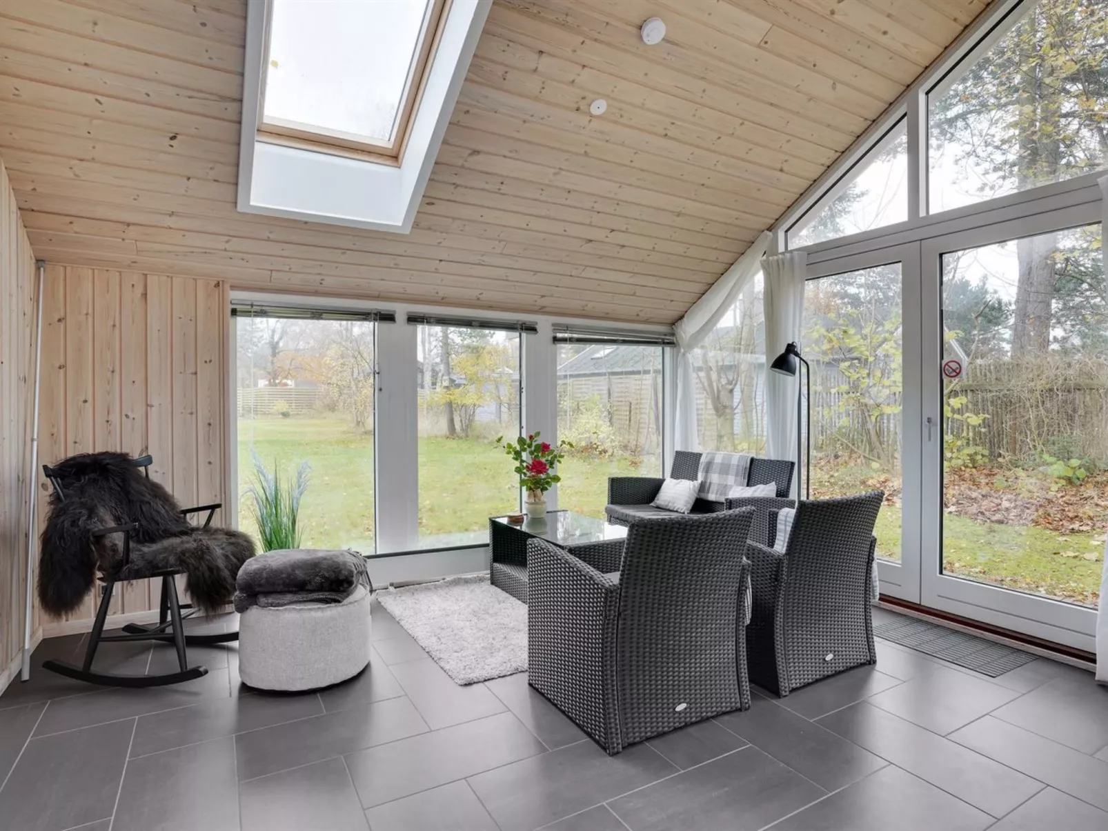 "Hegge" - 300m from the sea-Binnen