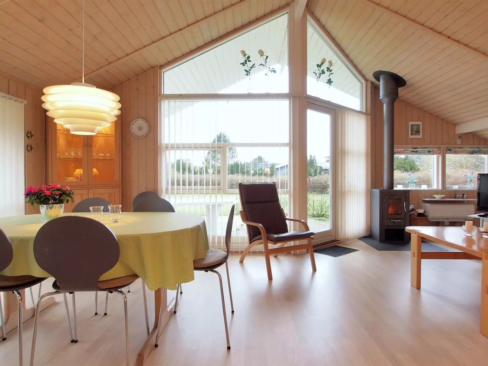 "Lilia" - 900m from the sea-Binnen
