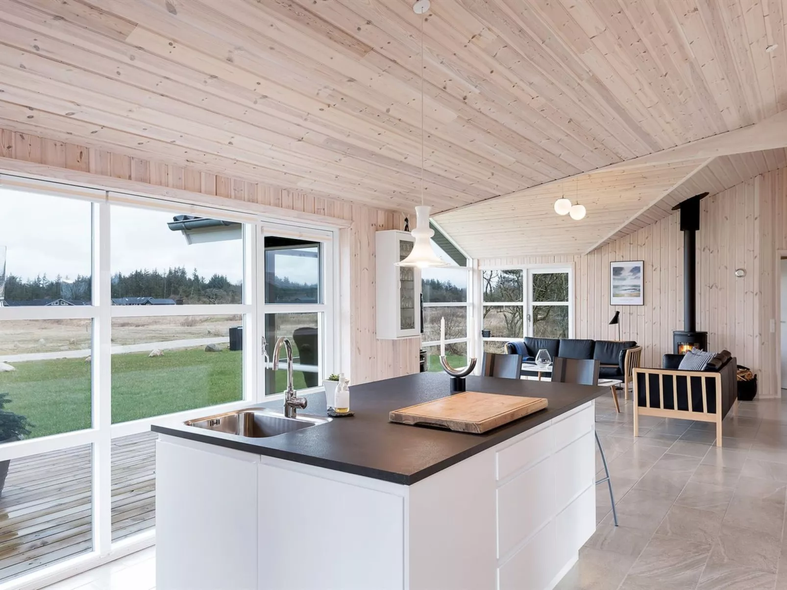 "Engelina" - 1.3km from the sea-Binnen