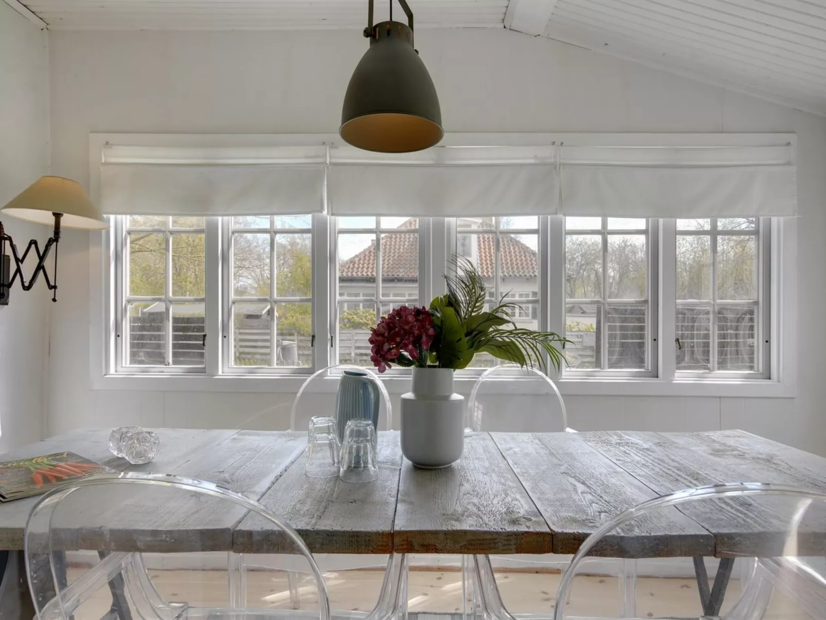"Hjort" - 100m from the sea-Binnen