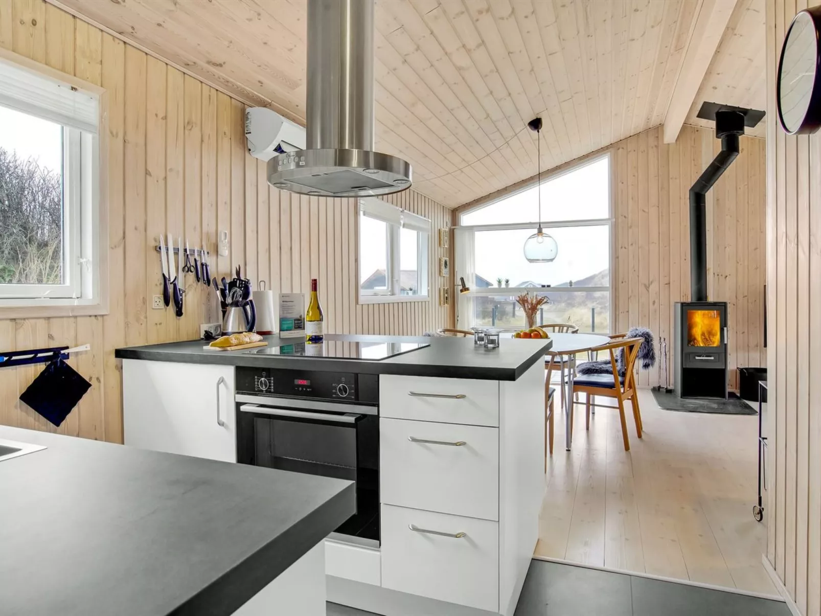 "Idalia" - 125m from the sea-Buiten