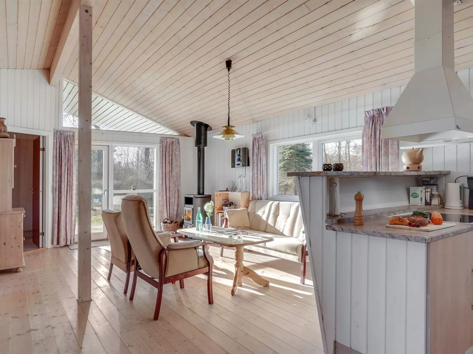"Steinunn" - 1.5km from the sea-Binnen
