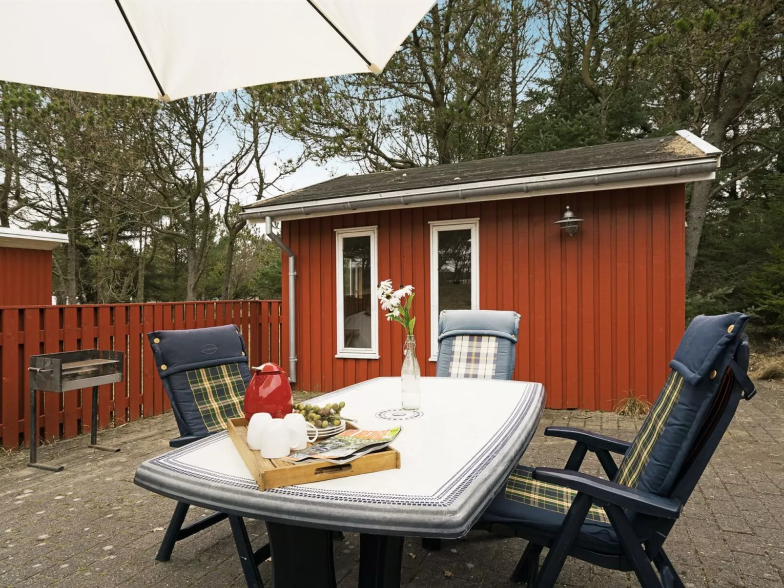 "Tove" - 1.5km from the sea-Buiten