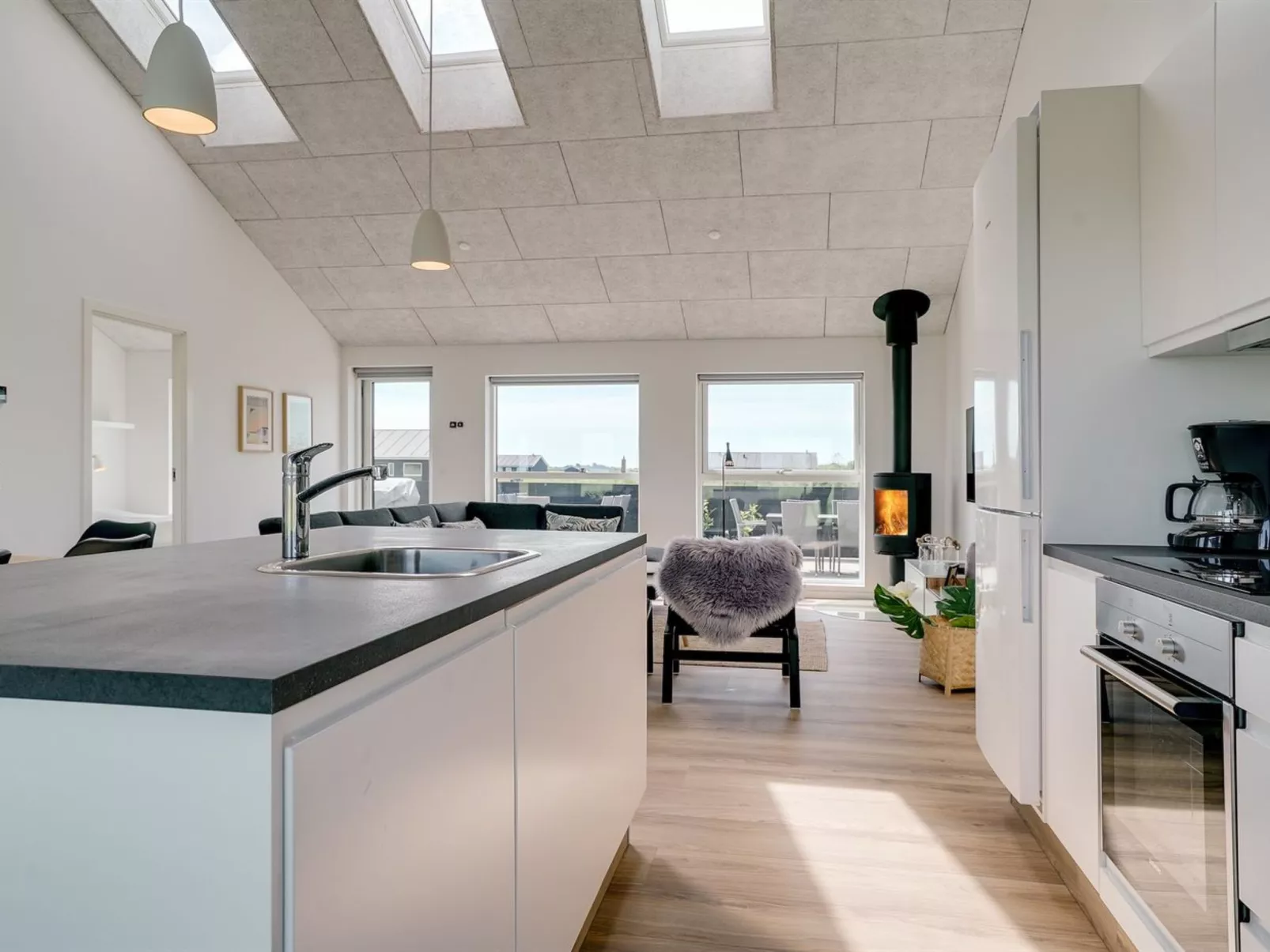 "Anike" - 1.6km from the sea-Binnen