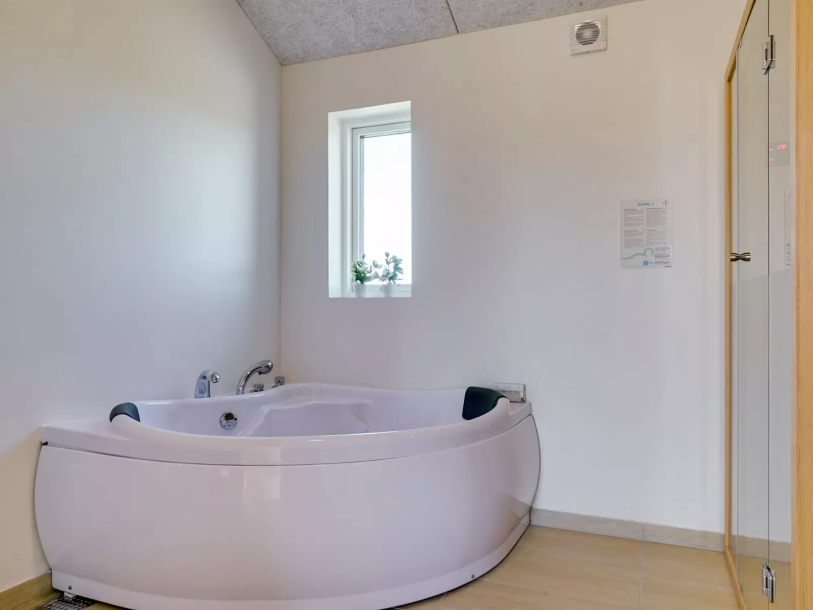 "Anike" - 1.6km from the sea-Binnen