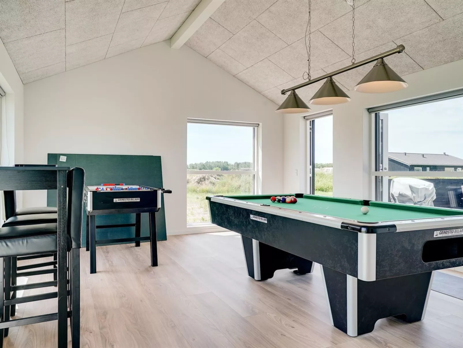"Anike" - 1.6km from the sea-Binnen