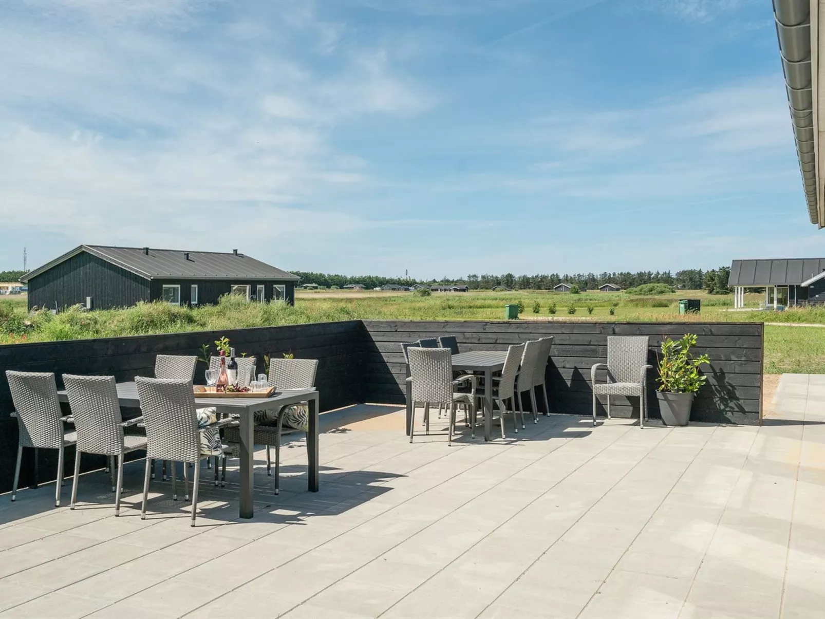 "Anike" - 1.6km from the sea-Buiten