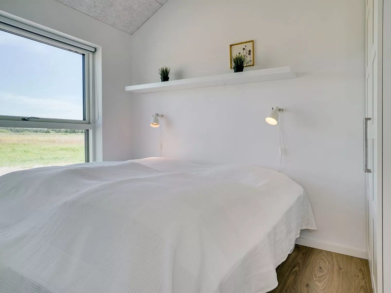 "Anike" - 1.6km from the sea-Binnen